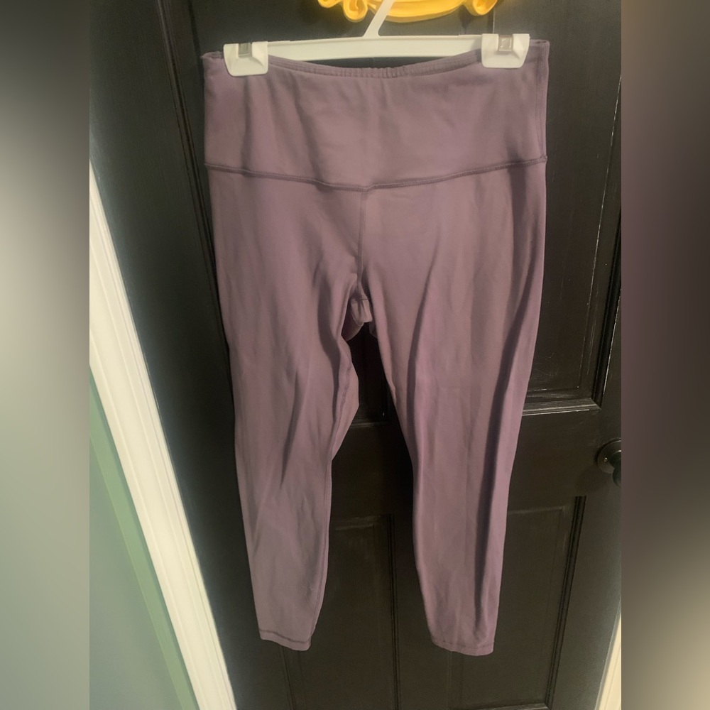 Mauve buttery soft leggings! 💜